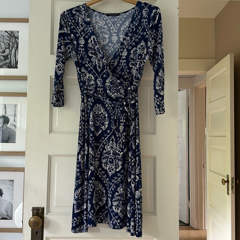 Blue and white print long sleeve wrap dress -Size L